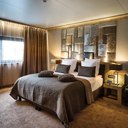 Thermen Hotel *